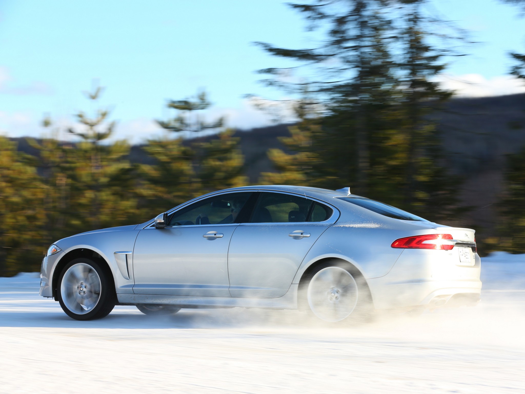 Jaguar Xf photo 46