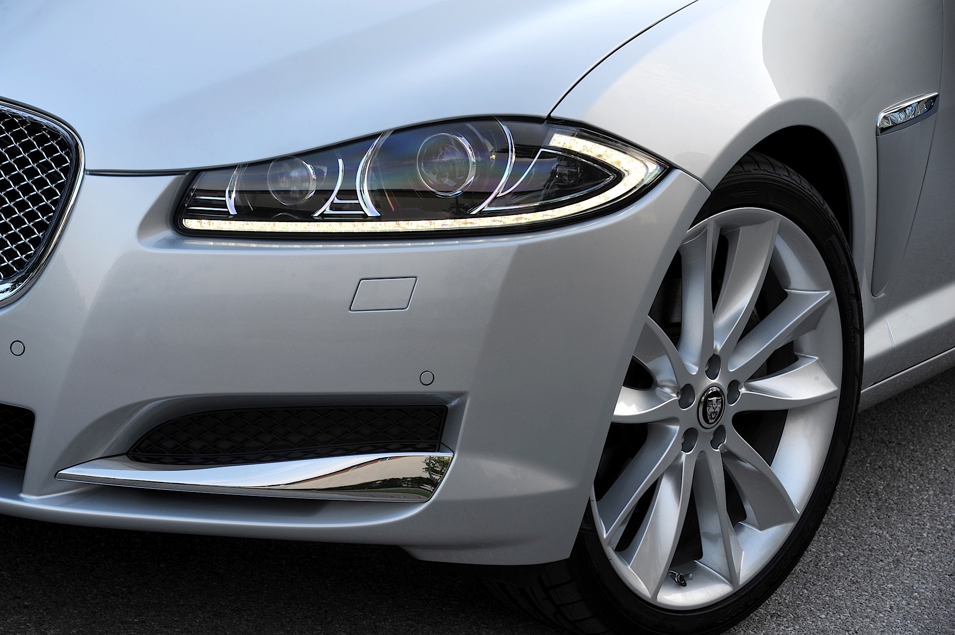Jaguar Xf photo 23