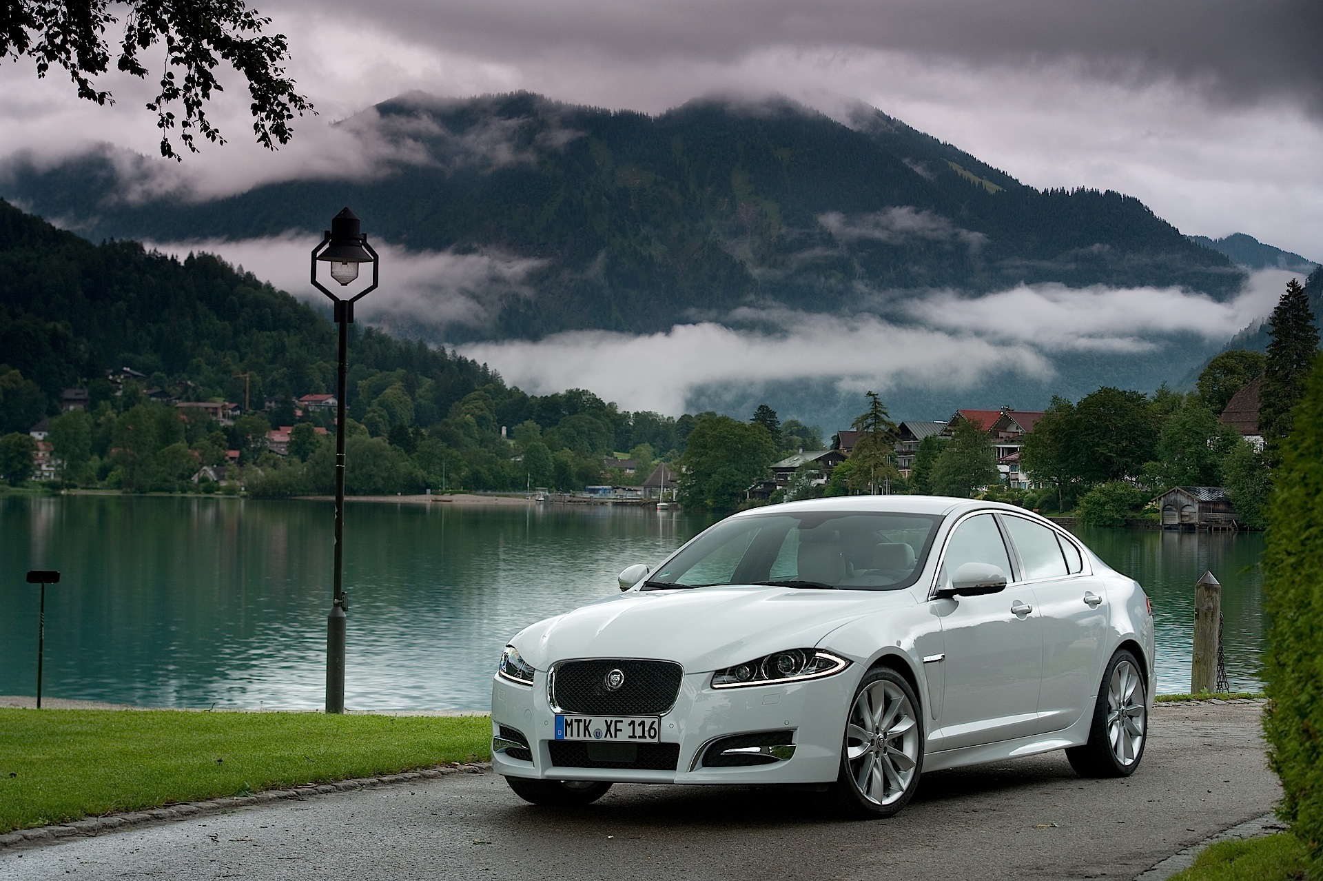 Jaguar Xf photo 30
