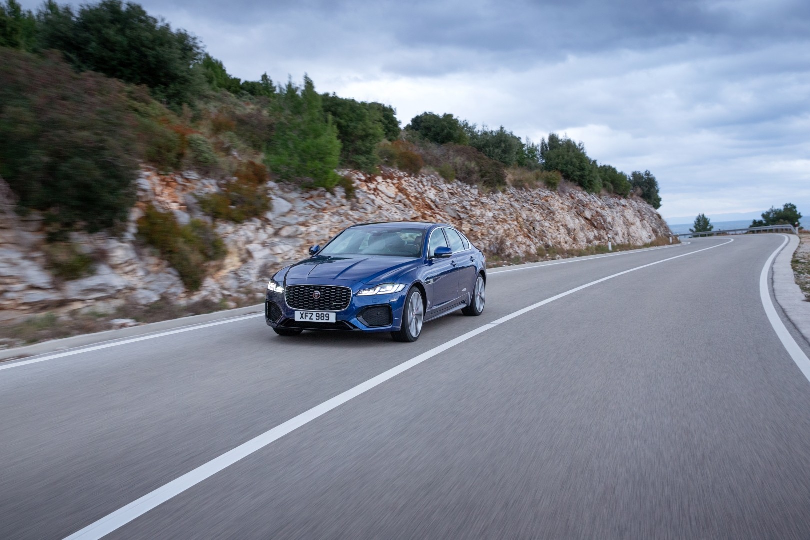 Jaguar Xf photo 25