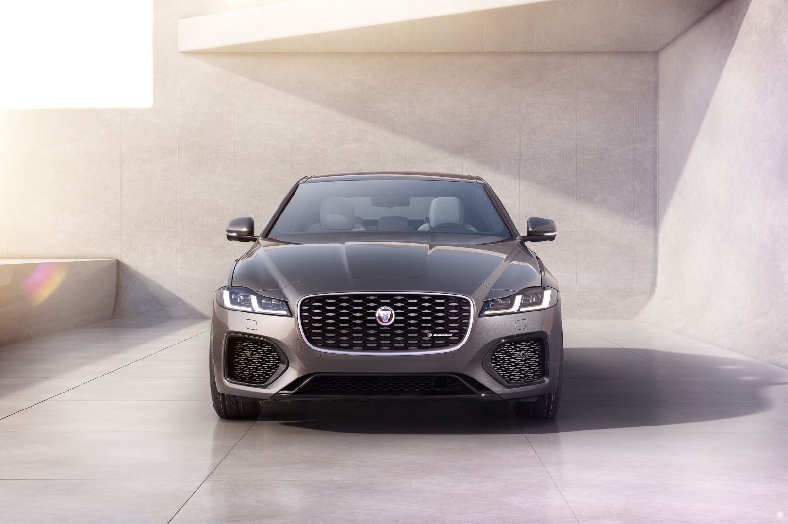 Jaguar Xf photo 40