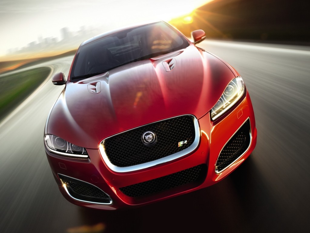 Jaguar Xf photo 2