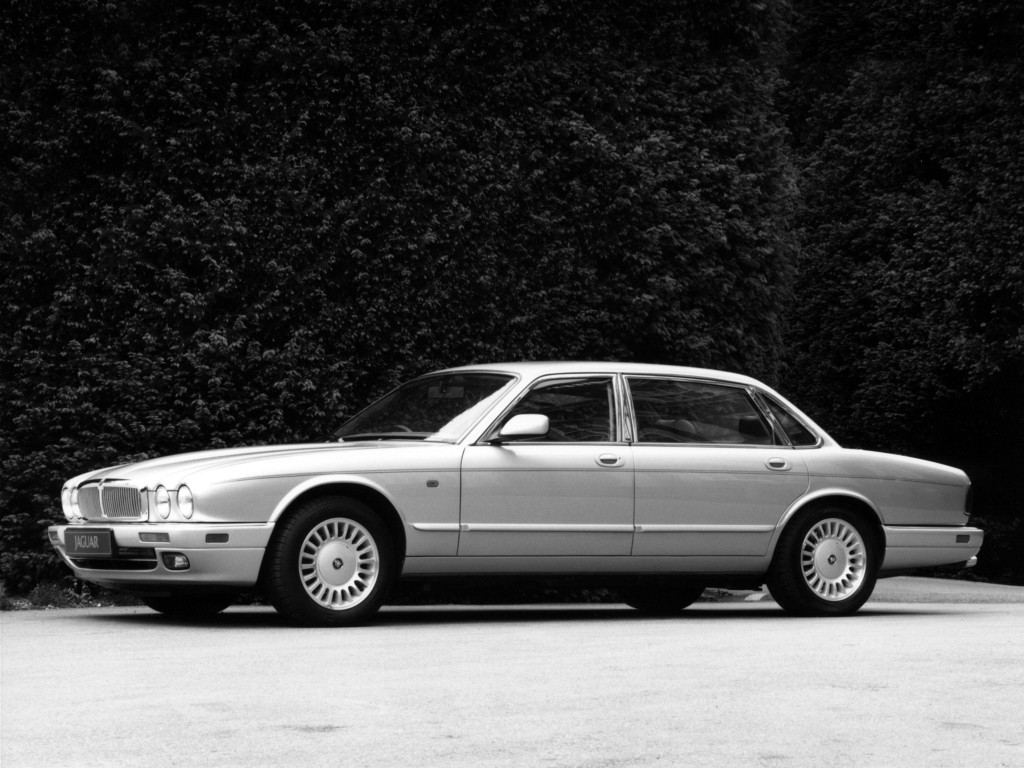 Jaguar Xj photo 9
