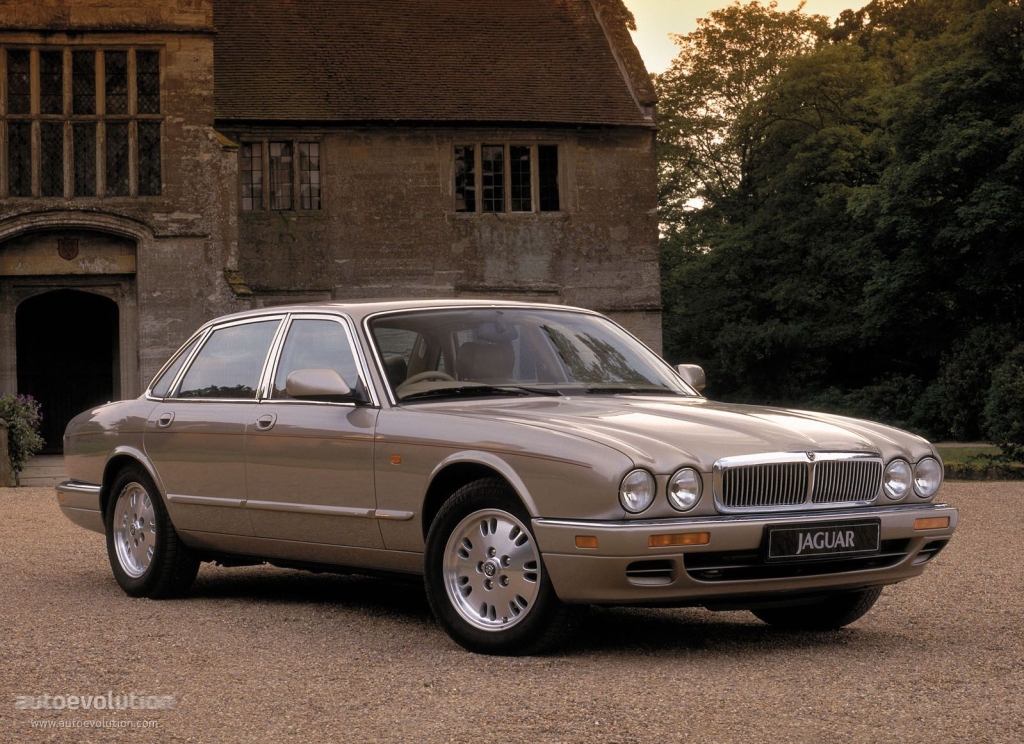 Jaguar Xj photo 2