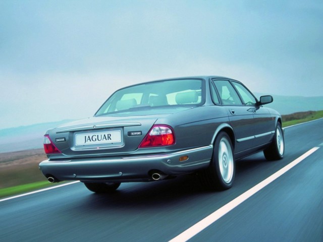 Jaguar Xj photo 5