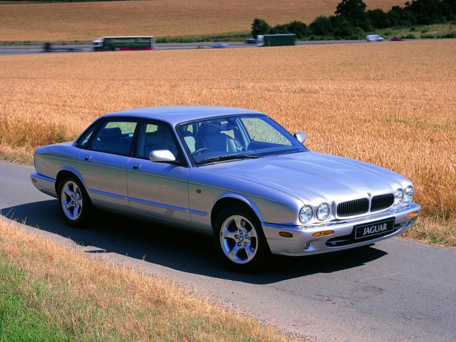 Jaguar Xj photo 8