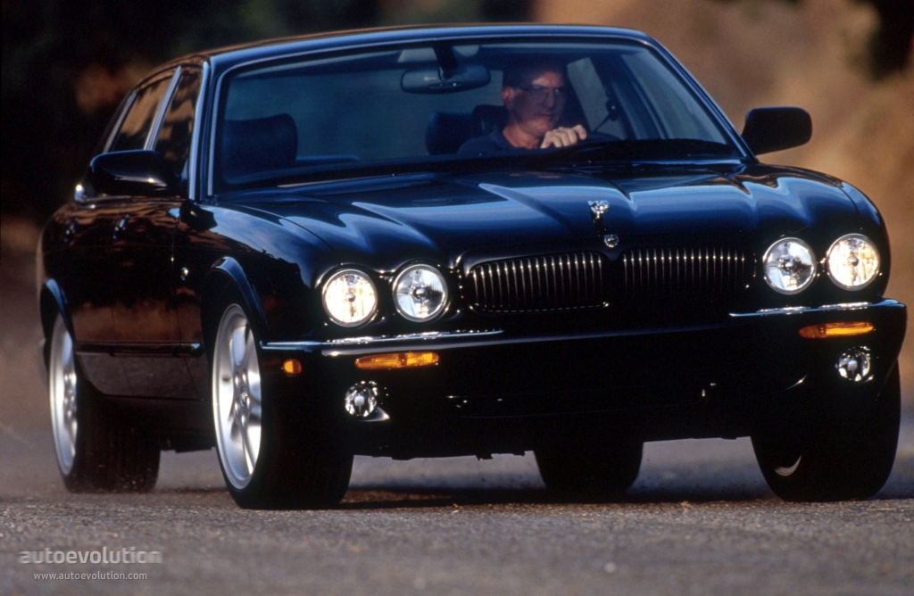 JAGUAR XJ
