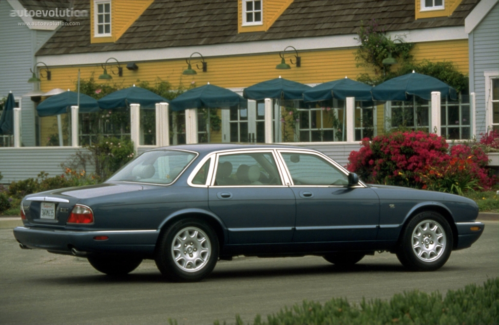 Jaguar Xj photo 3