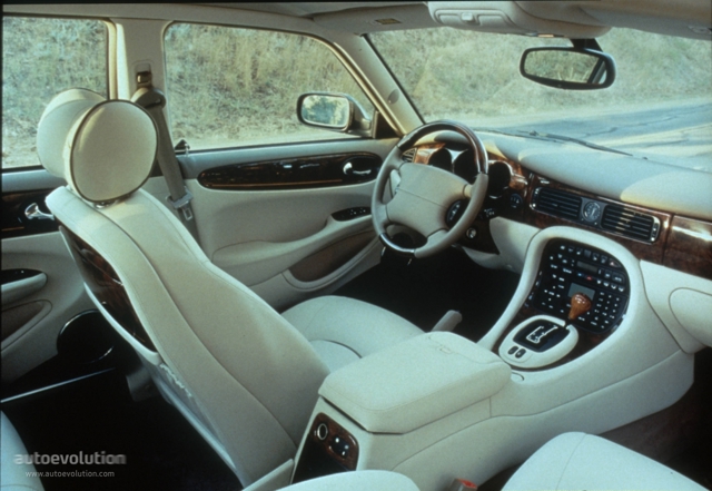 Jaguar Xj photo 18