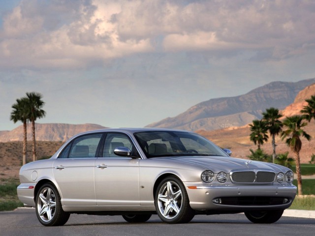 Jaguar Xj photo 8