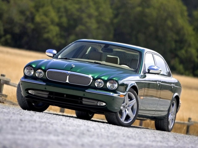 Jaguar Xj photo 11