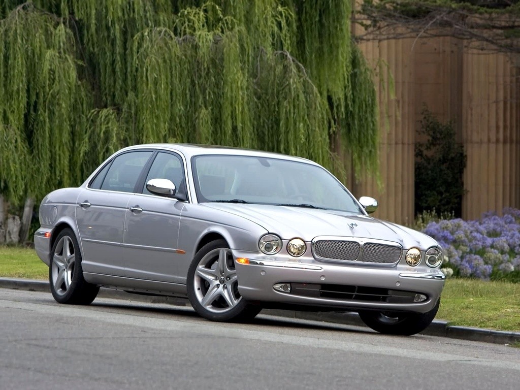 Jaguar Xj photo 12