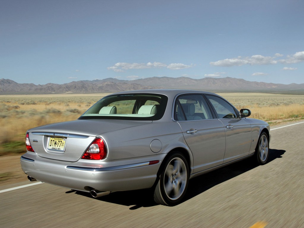 Jaguar Xj photo 14