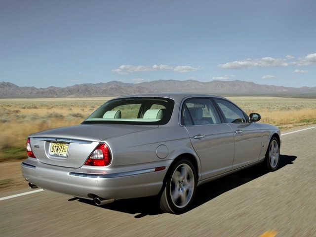 Jaguar Xj photo 14