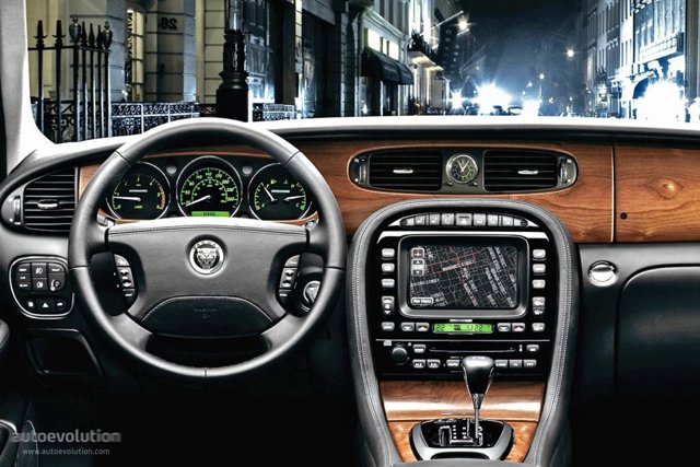 Jaguar Xj photo 13