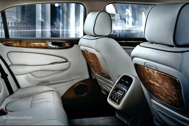 Jaguar Xj photo 14