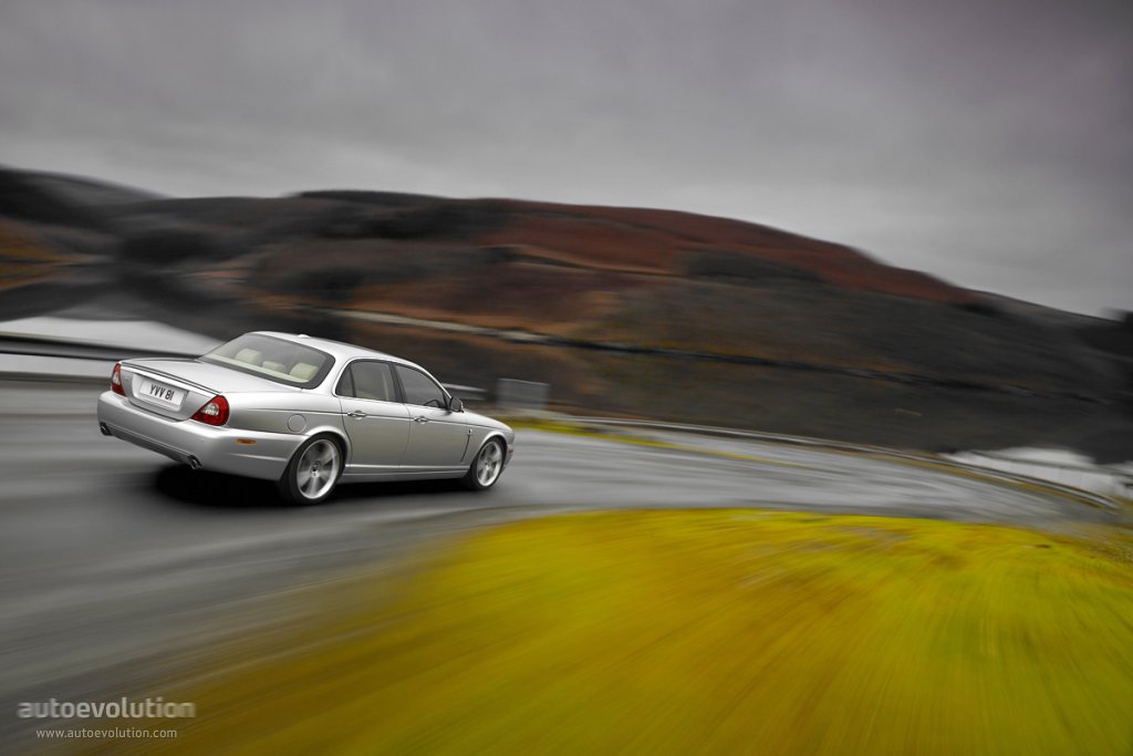 Jaguar Xj photo 6