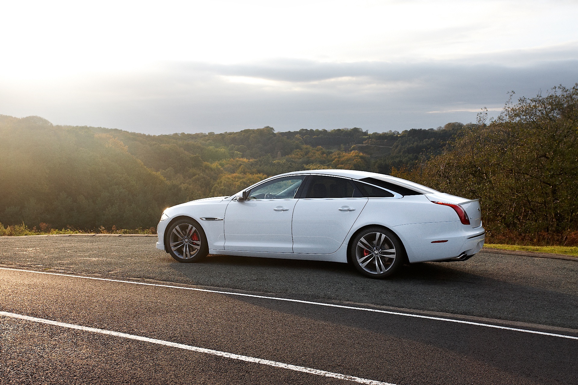 Jaguar Xj photo 16