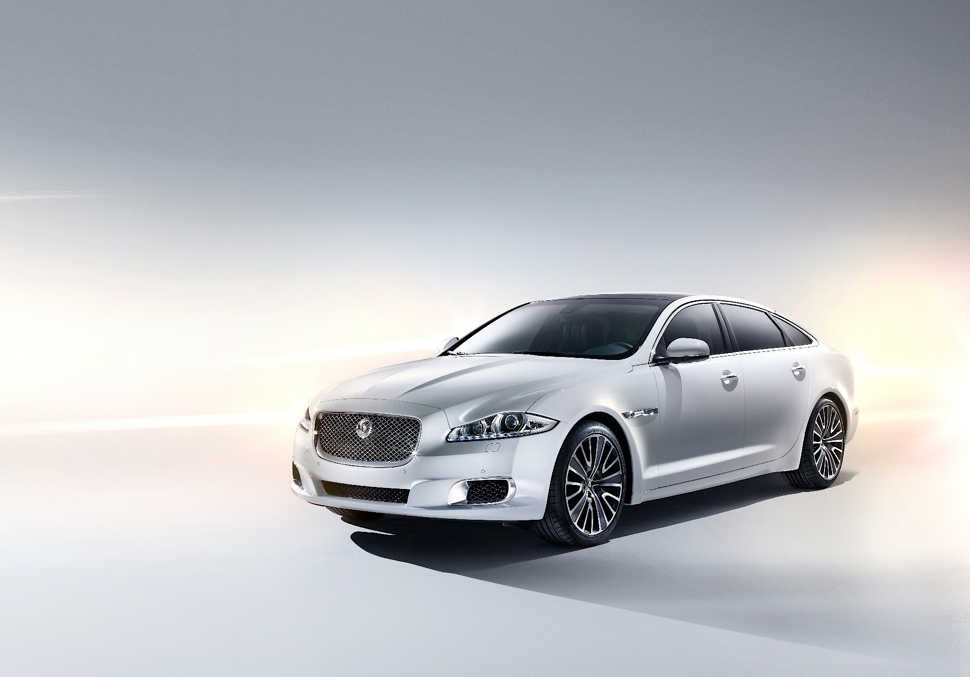 Jaguar Xj photo 18
