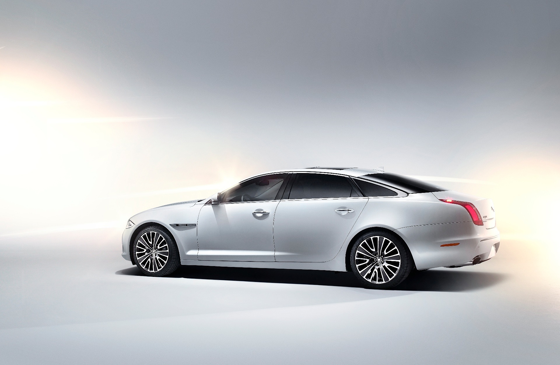 Jaguar Xj photo 21