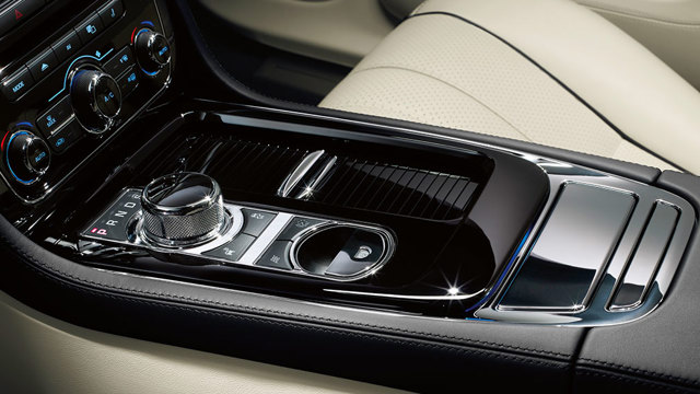 Jaguar Xj photo 27