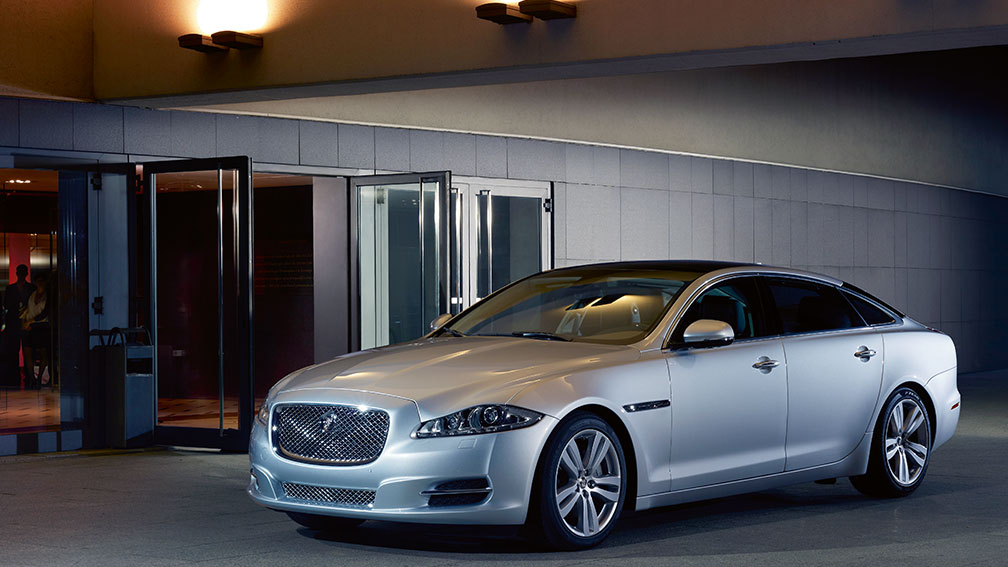 Jaguar Xj photo 4