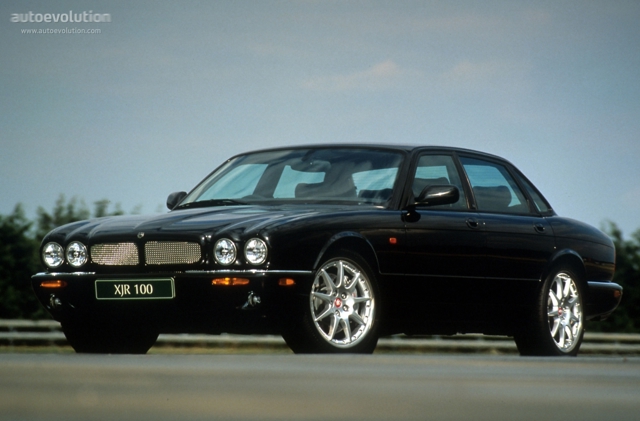 Jaguar Xjr photo 2