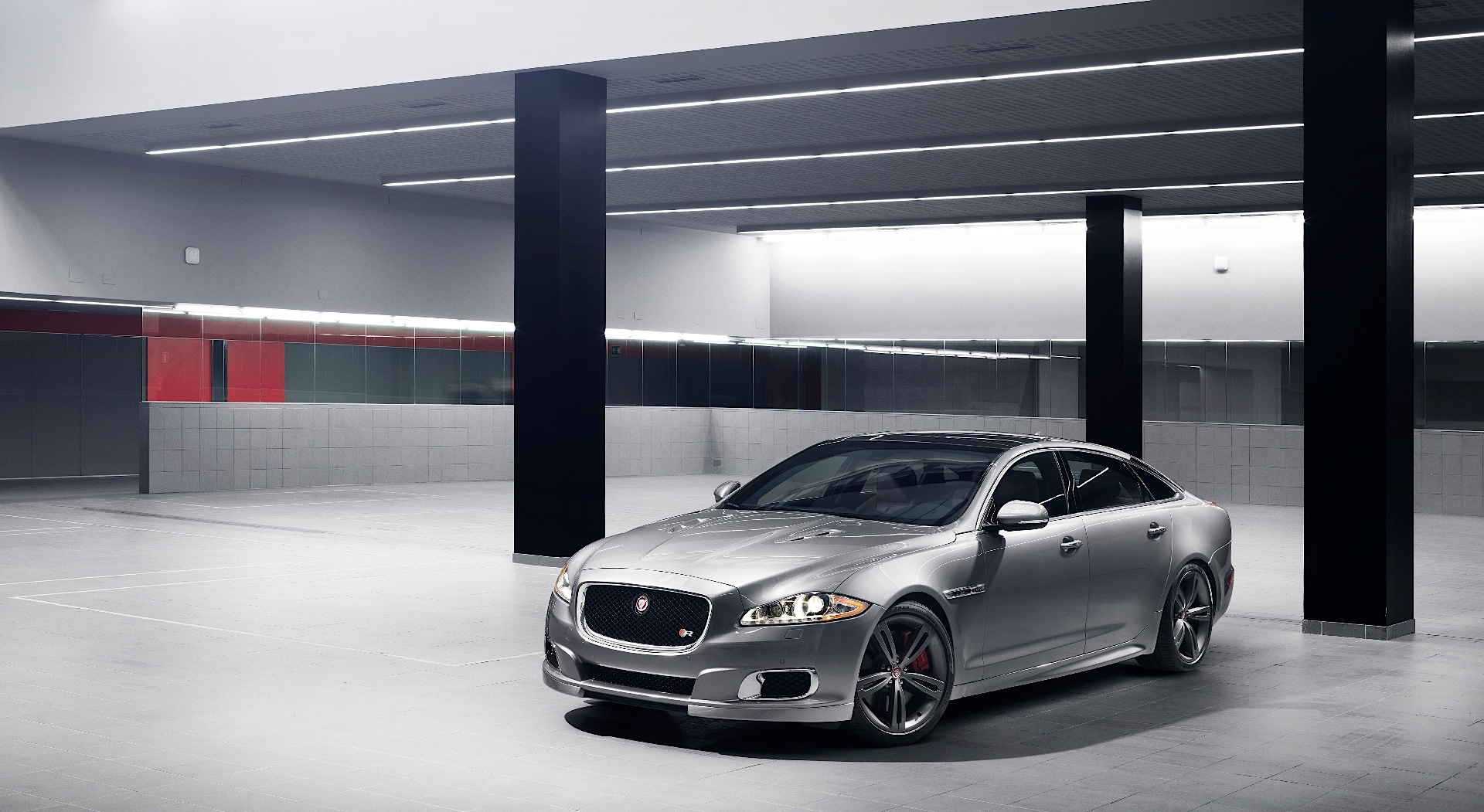 Jaguar Xjr photo 15