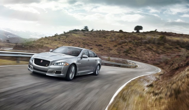 JAGUAR XJR