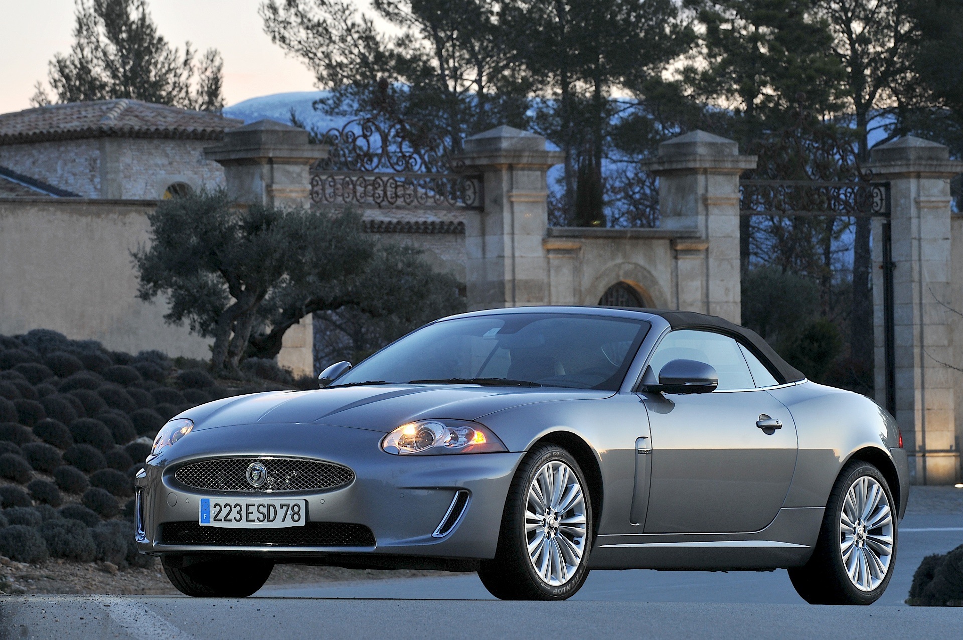 Jaguar Xk Convertible photo 14