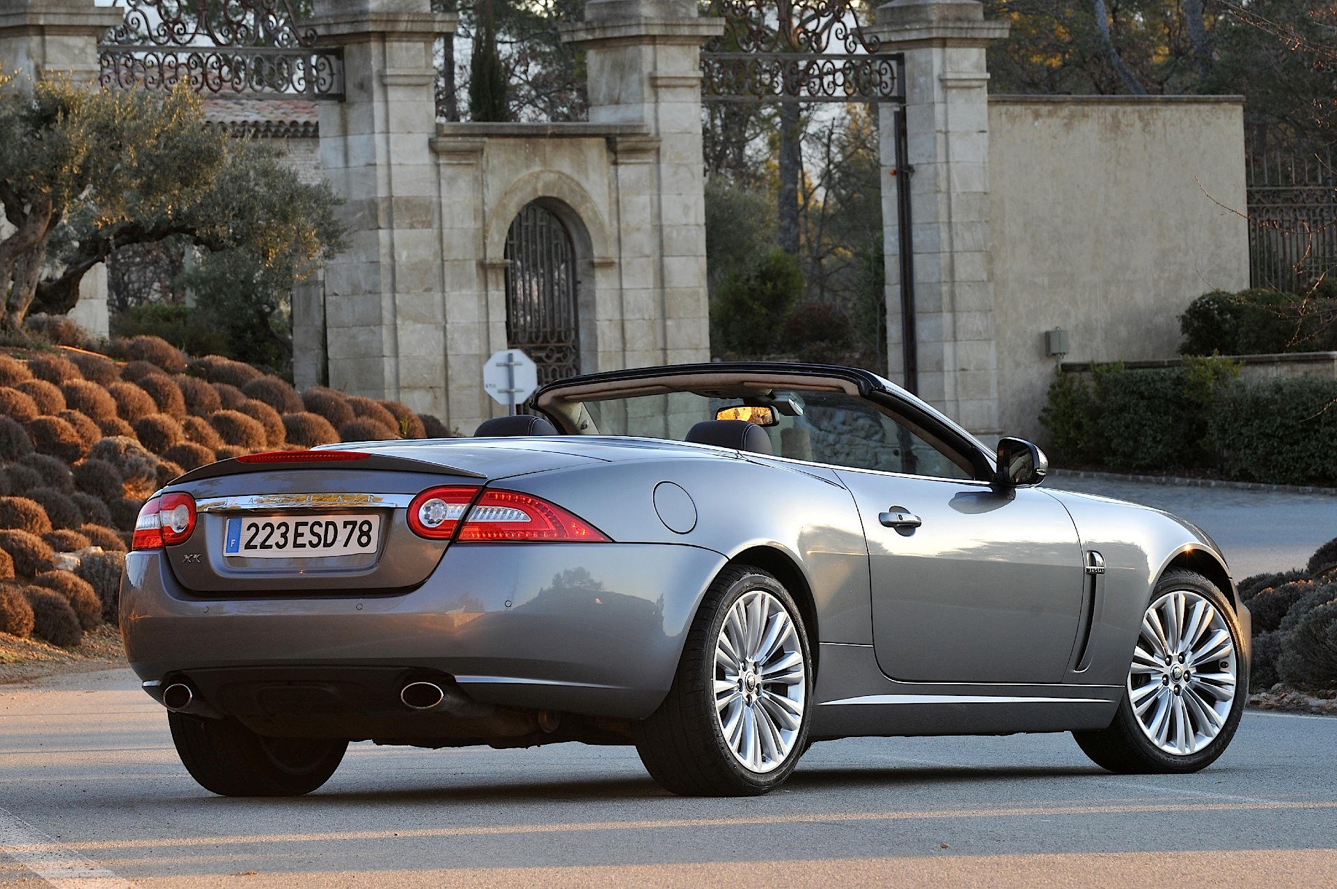 Jaguar Xk Convertible photo 15