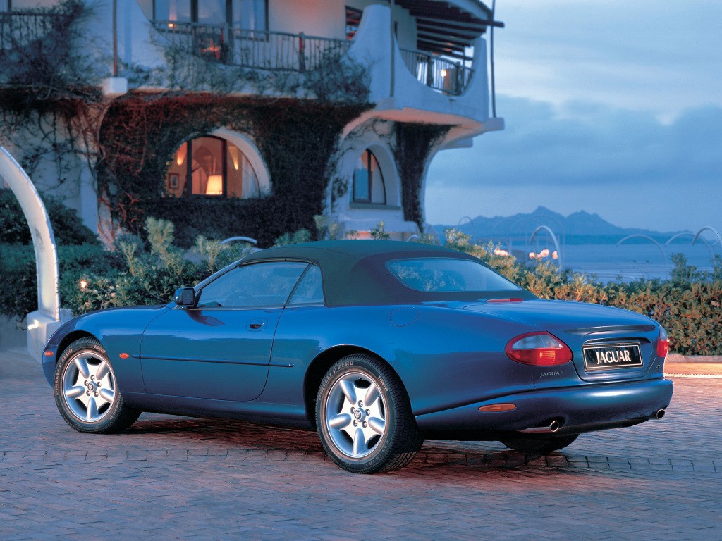 Jaguar Xk Convertible photo 9