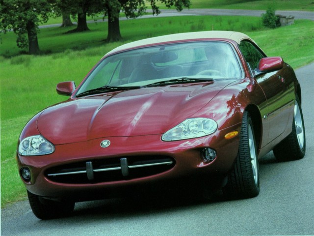 Jaguar Xk Convertible photo 11