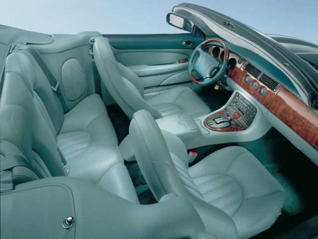 Jaguar Xk Convertible photo 14