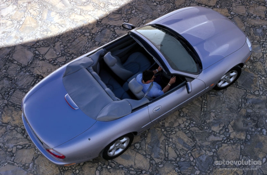 Jaguar Xk Convertible photo 2