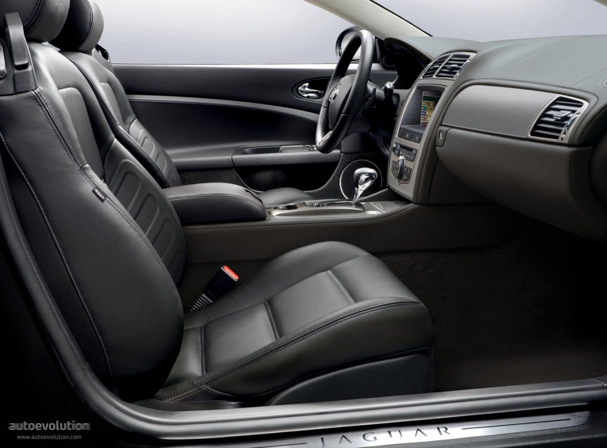 Jaguar Xkr Convertible photo 12