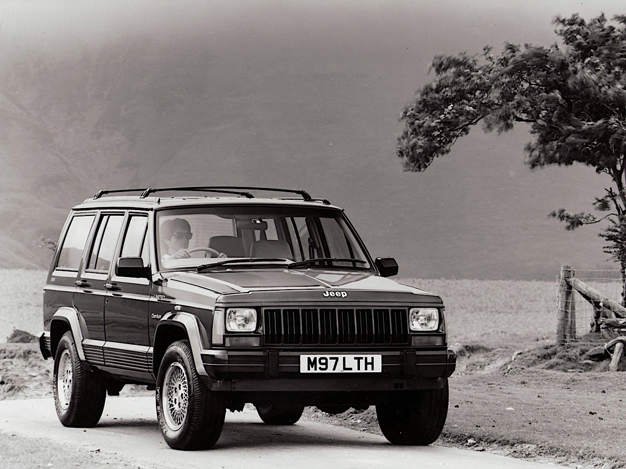 Jeep Cherokee/Liberty photo 11