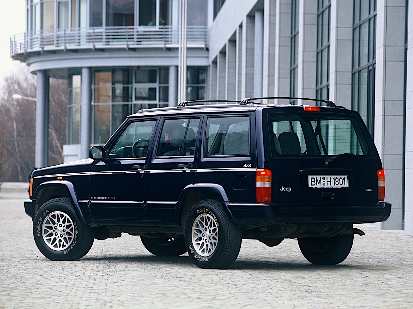 Jeep Cherokee/Liberty photo 9