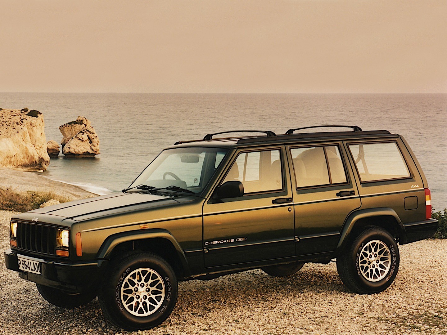 Jeep Cherokee/Liberty photo 13