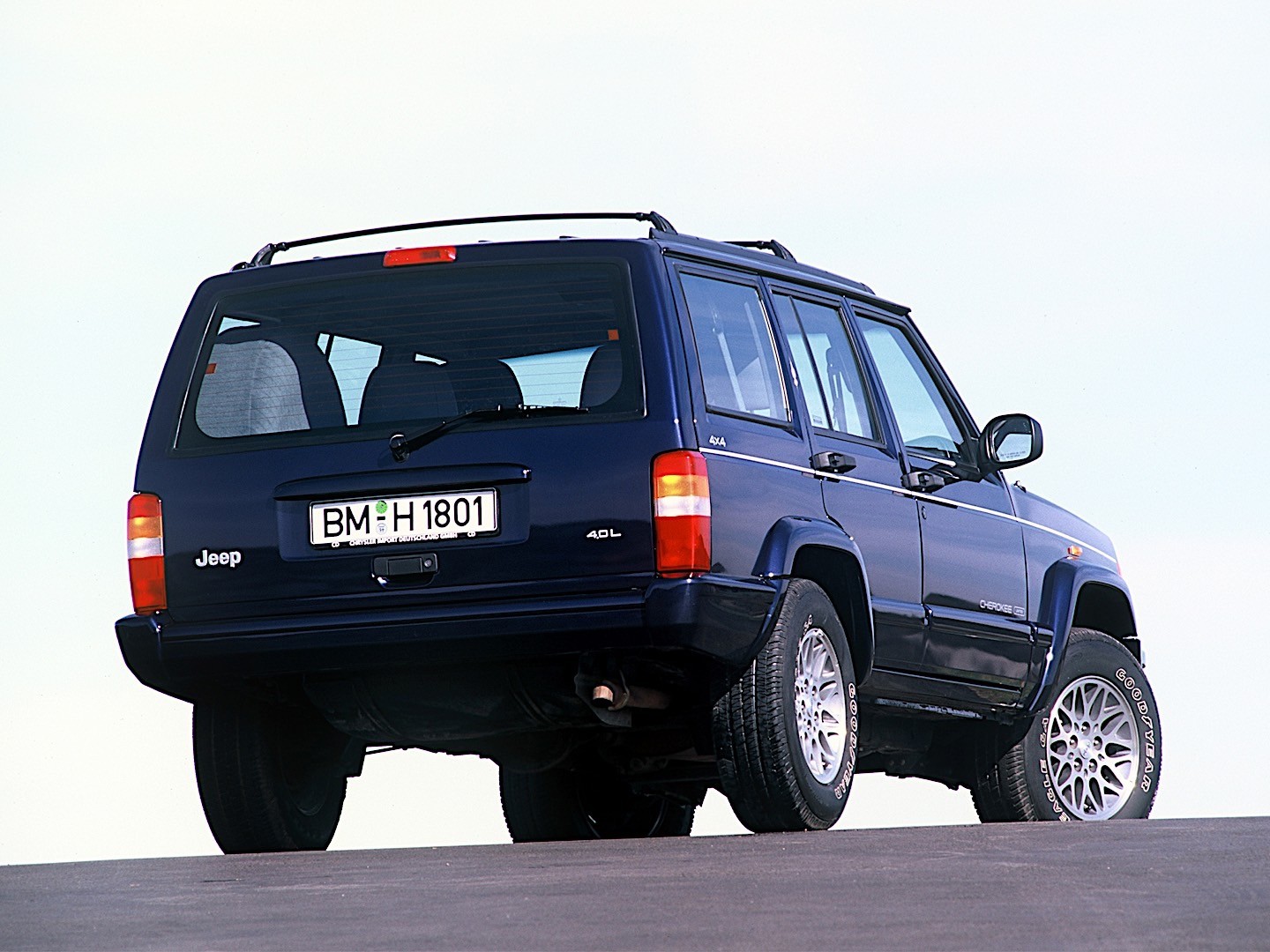 Jeep Cherokee/Liberty photo 19