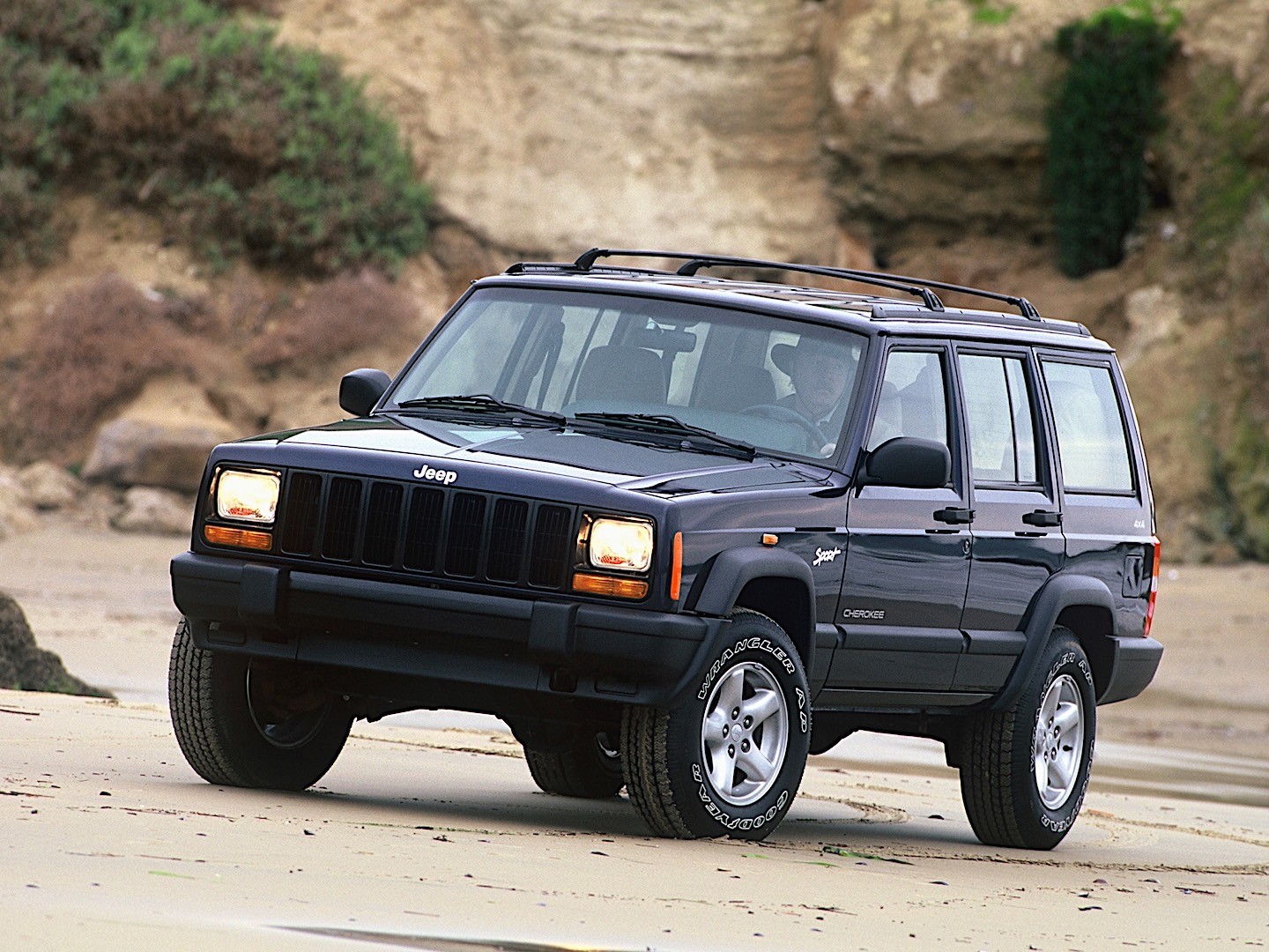 Jeep Cherokee/Liberty photo 29
