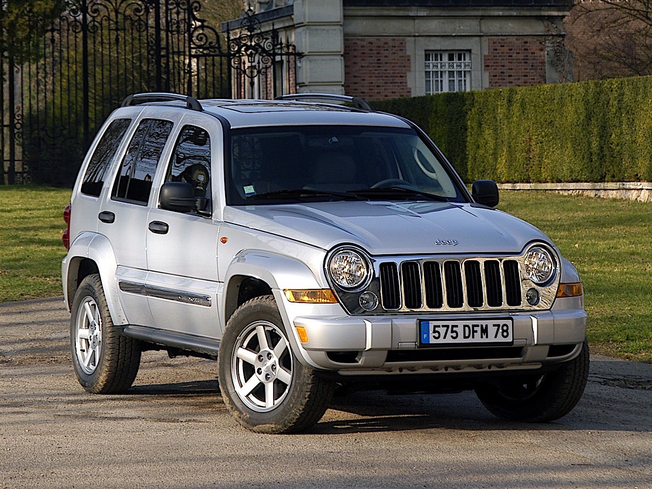 Jeep Cherokee/Liberty photo 7