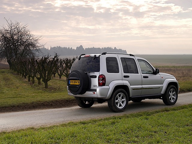 Jeep Cherokee/Liberty photo 9