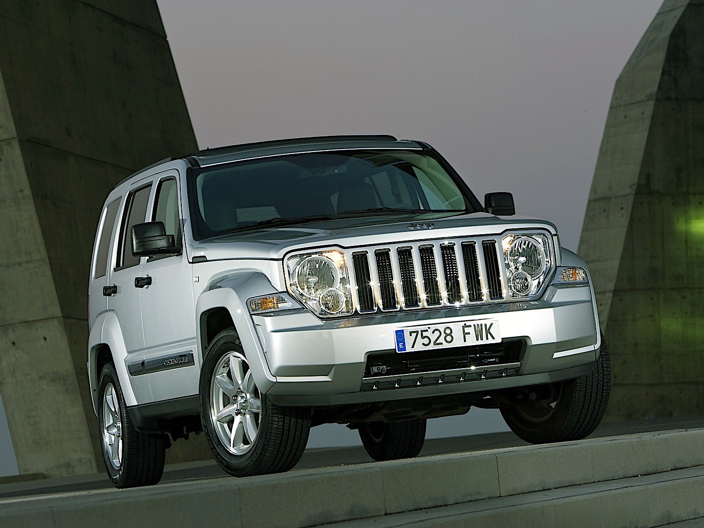 Jeep Cherokee/Liberty photo 8