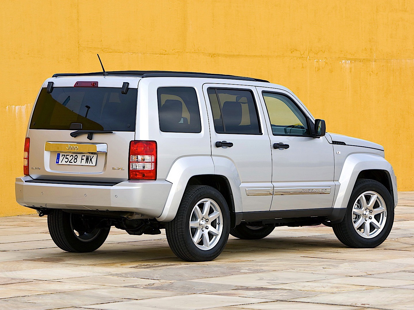 Jeep Cherokee/Liberty photo 12