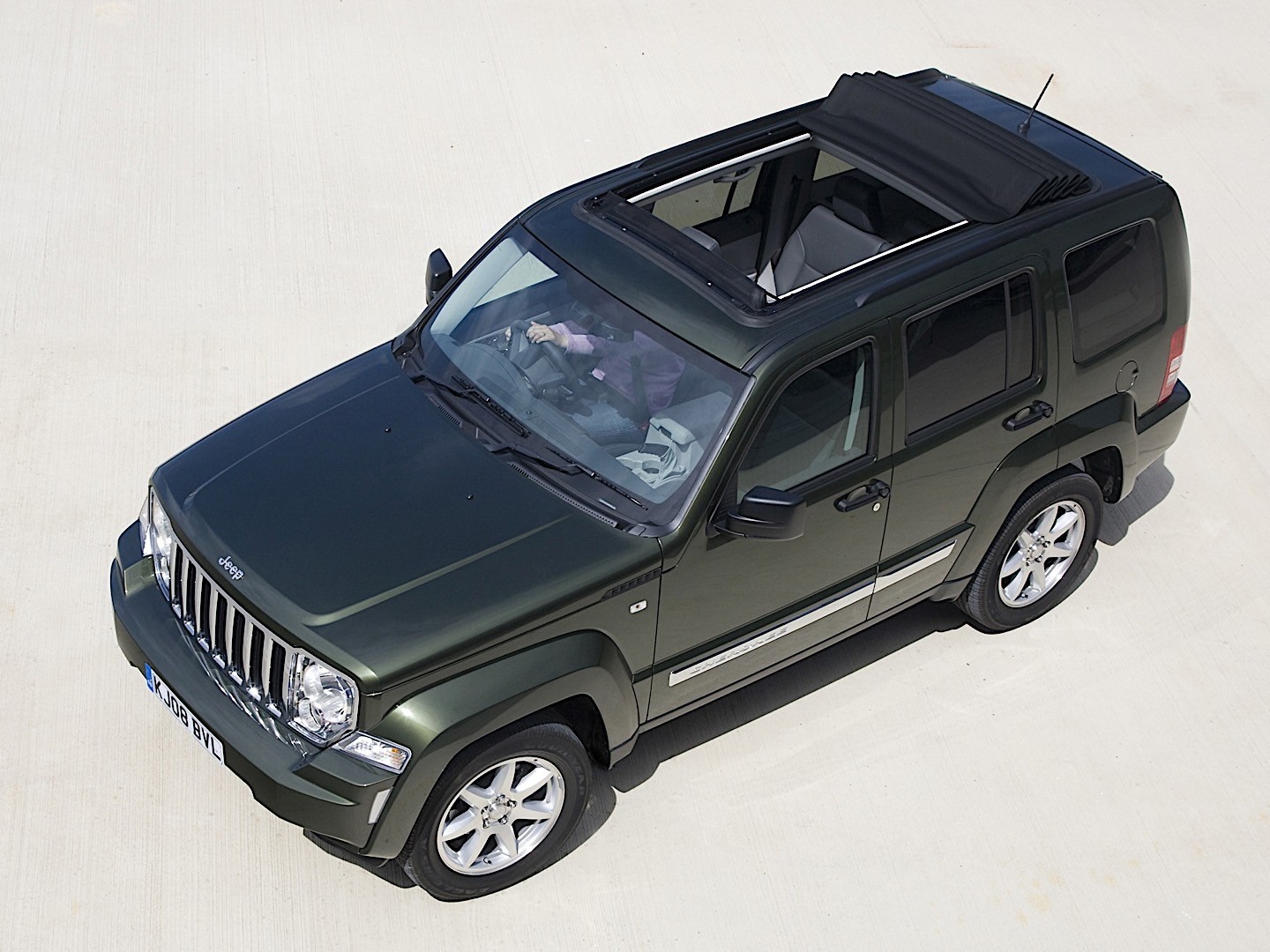 Jeep Cherokee/Liberty photo 29