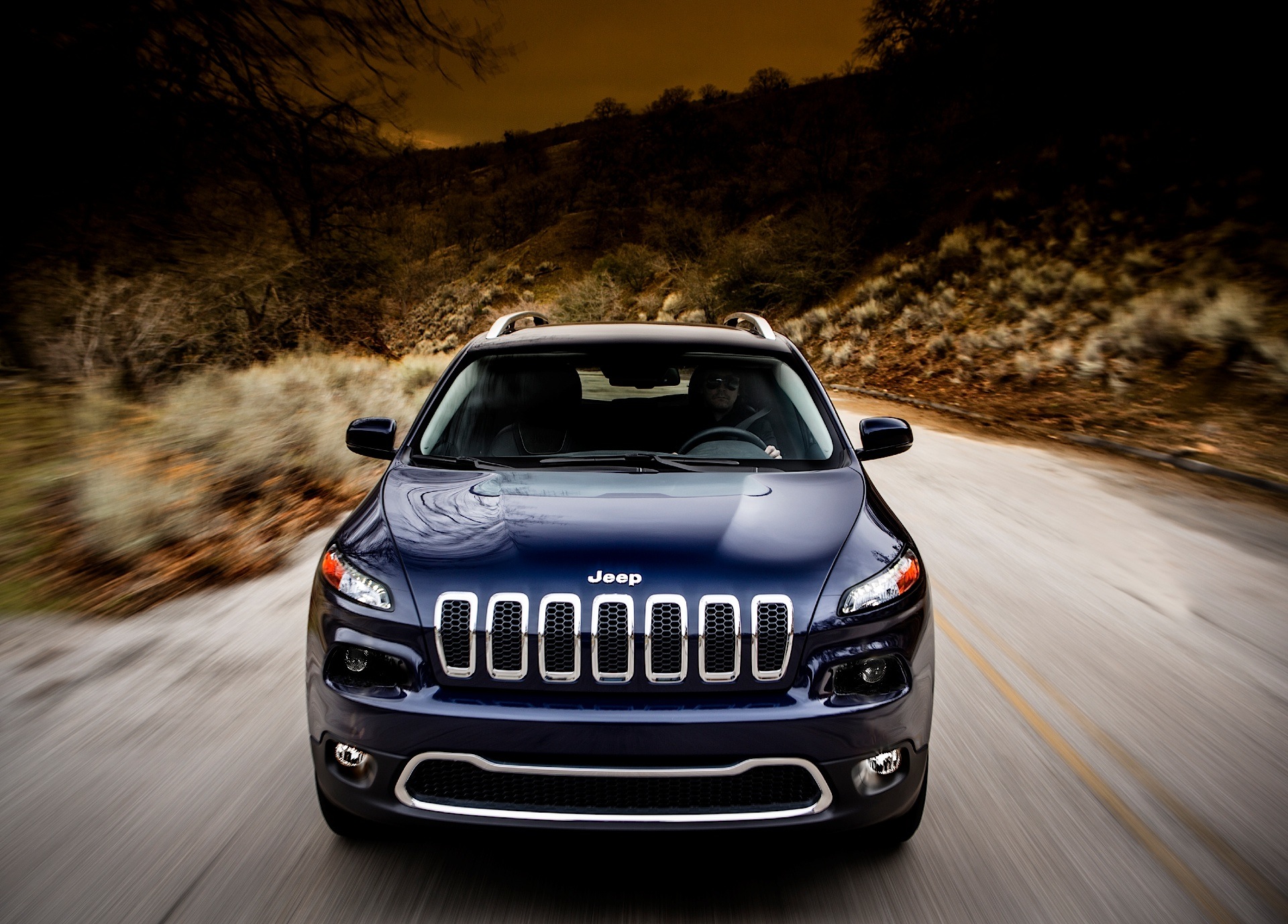 Jeep Cherokee photo 10