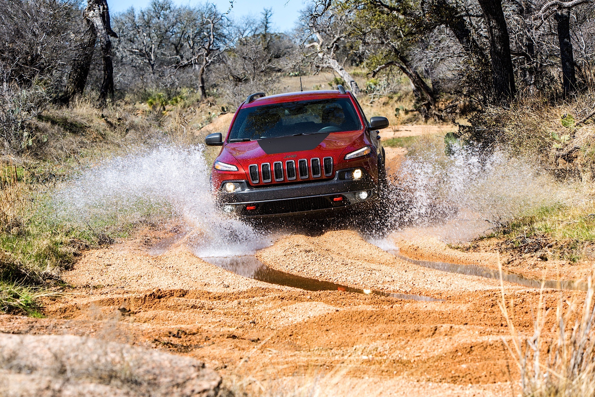 Jeep Cherokee photo 12