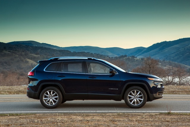 Jeep Cherokee photo 18