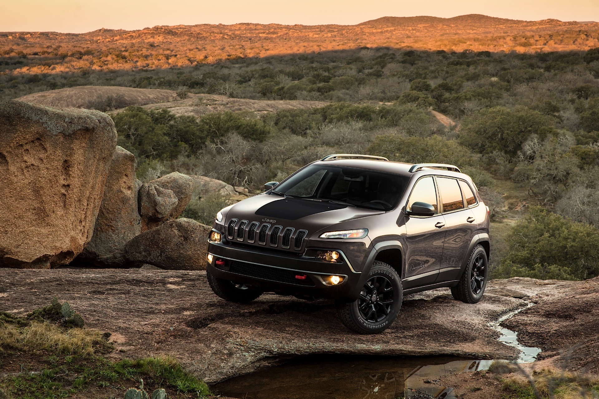 Jeep Cherokee photo 48